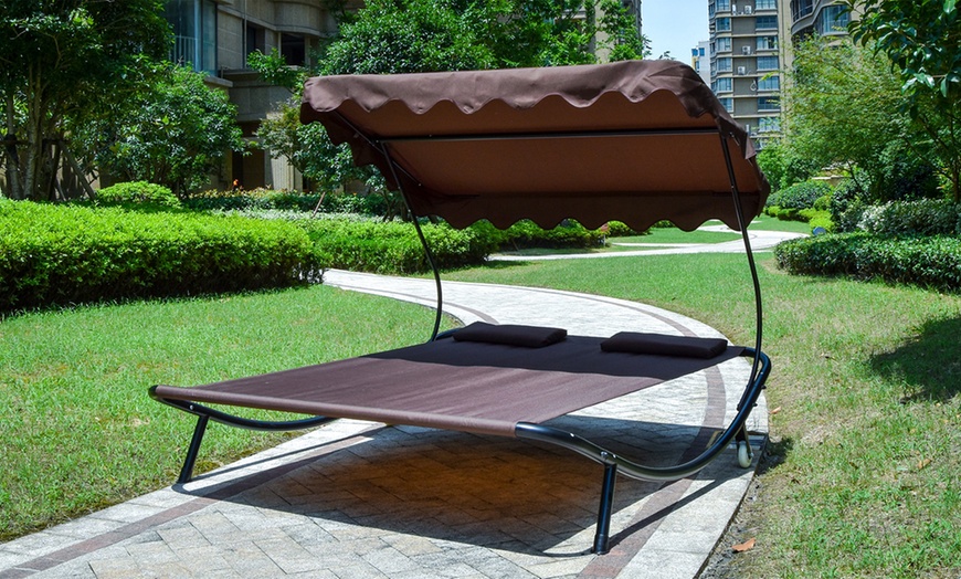 Image 4: Double Outdoor Sun Bed 