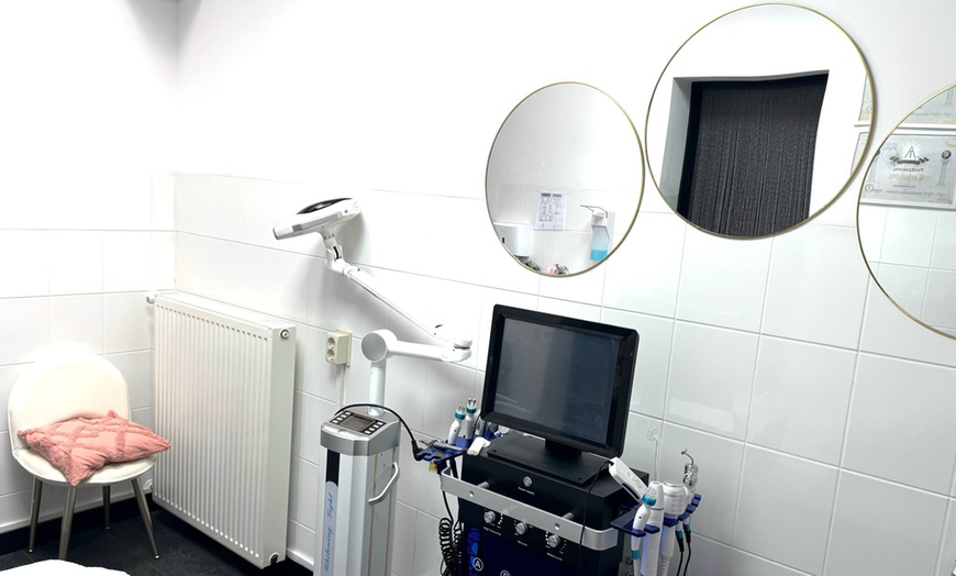 Image 4: Stralende blik met permanente make-up: voor je ogen of wenkbrauwen