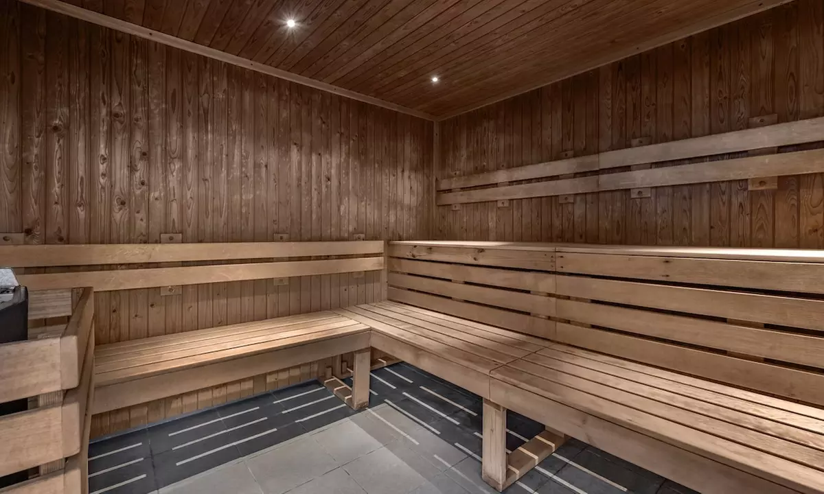 Retreat in Lancashire Countryside Resort: Overnight Stay for 1-6