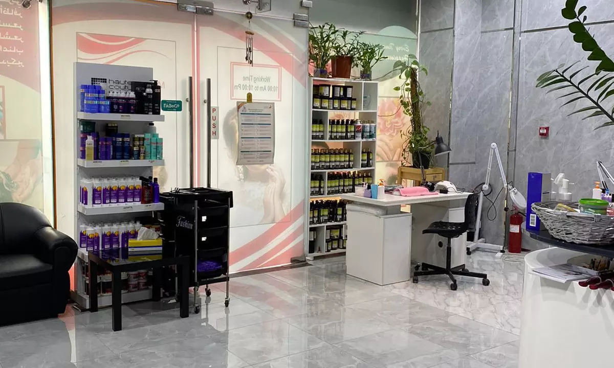 Full Set Of Individual Eyelash Extensions at Posh Beauty Center