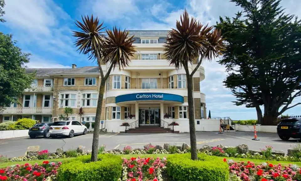 Bournemouth: Standard Double Room with Breakfast