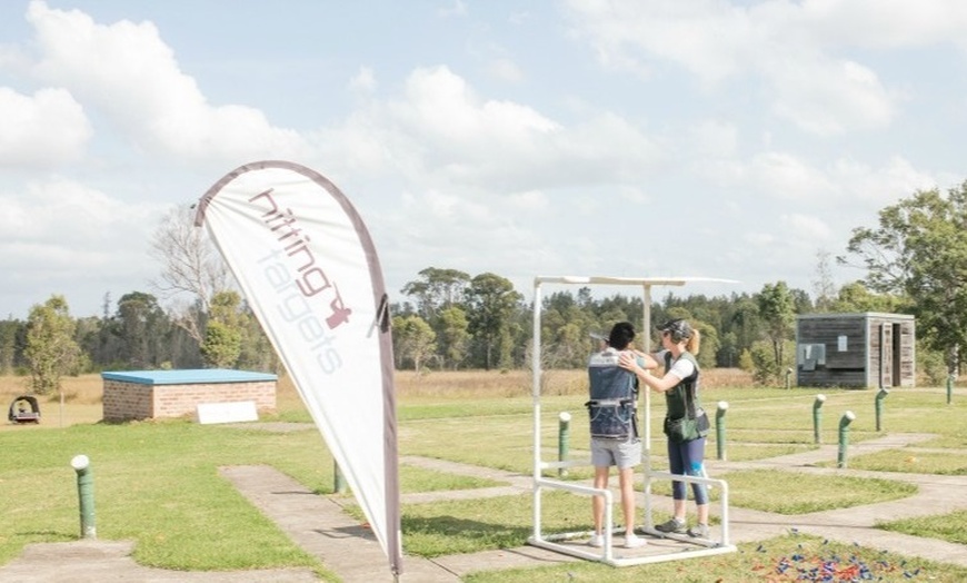 Image 2: 90-Min Group Clay Target Shooting