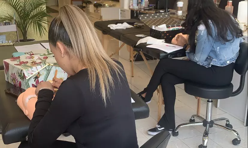 Get 40% Off at All Jazzed Up: Choose from Eyelash Extensions, Tooth Gems, or Nail Courses with Kits! - Primary Image