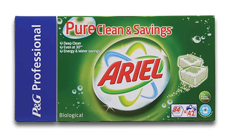 Image 2: Ariel Biological Laundry Tablets