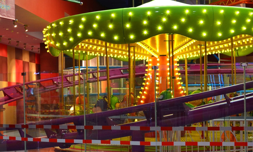 Image 5: AED 70 Toward Amusement Area