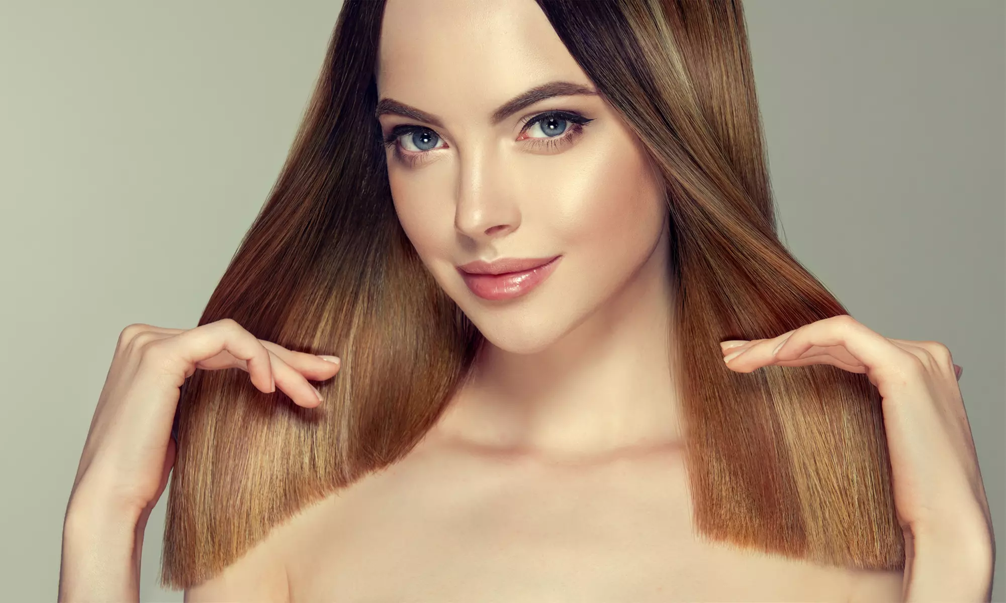 Experience Sample Size Social's Luxurious Blow Dry Services with Up to 40% Off for a Fabulous Hair Transformation - Primary Image