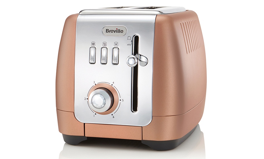 Image 9: Breville Kettle and Toaster Set