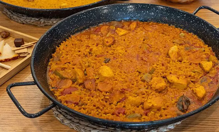 Menús de arroces para compartir frente al mar para 2 o 4 personas