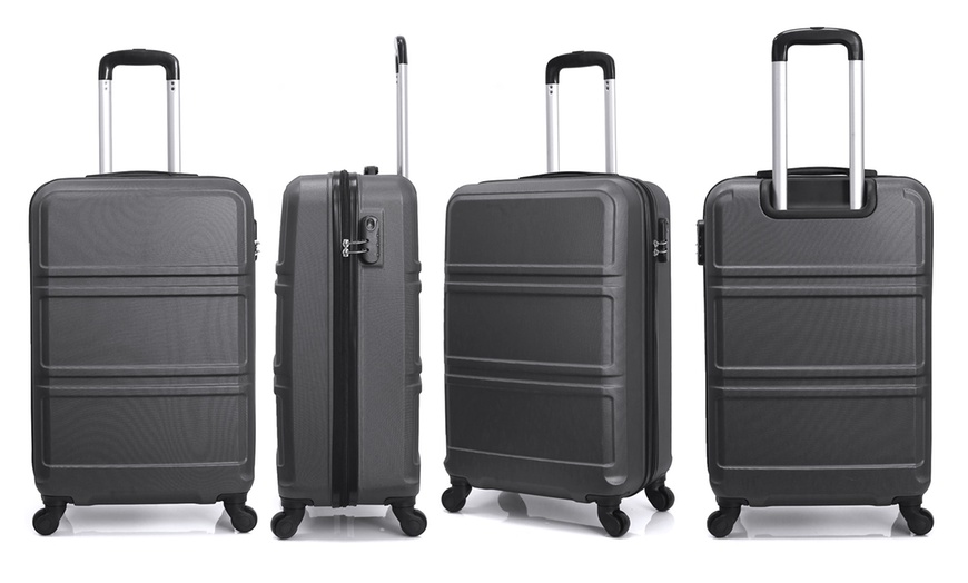 Image 12: Trolley Suitcase Set 