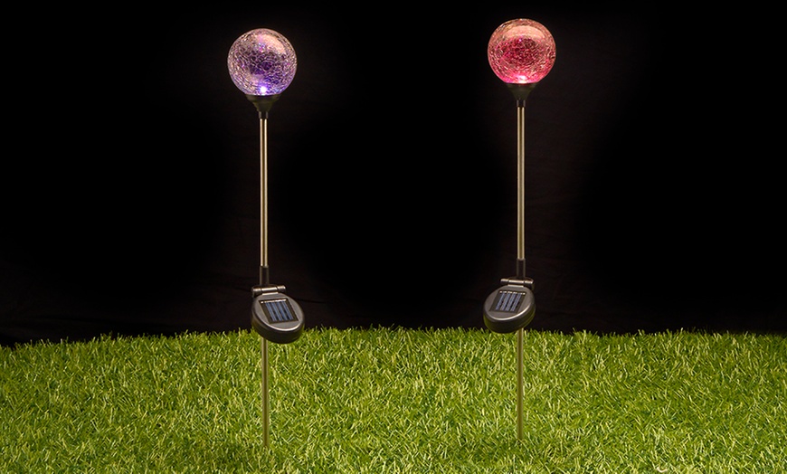 Image 4: Two Colour-Changing Globe Lights