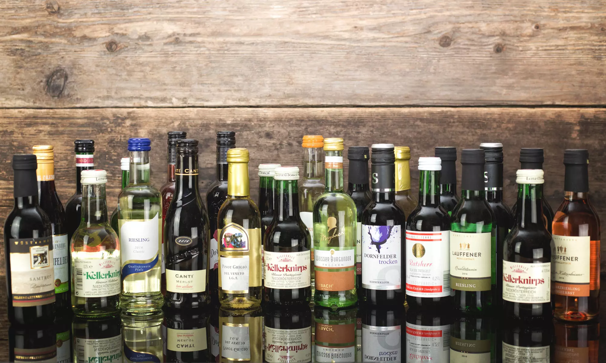 24-tlg. Wein-Adventskalender mit Weinspezialitäten aus 6 Ländern inkl. Versand - Second Medium