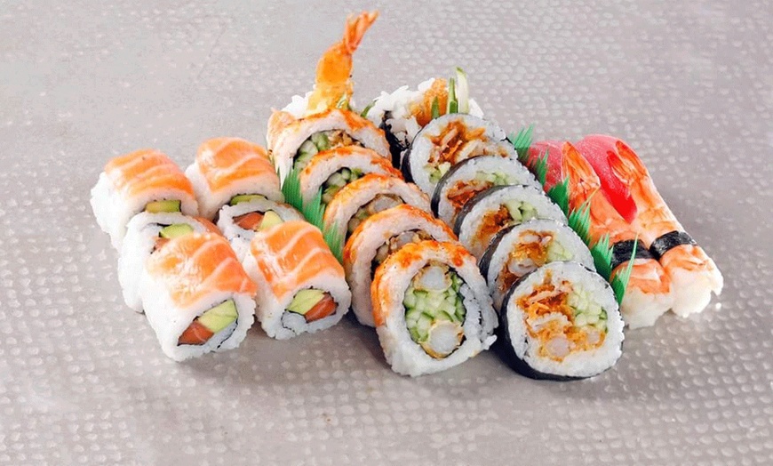 Image 3: Sushi