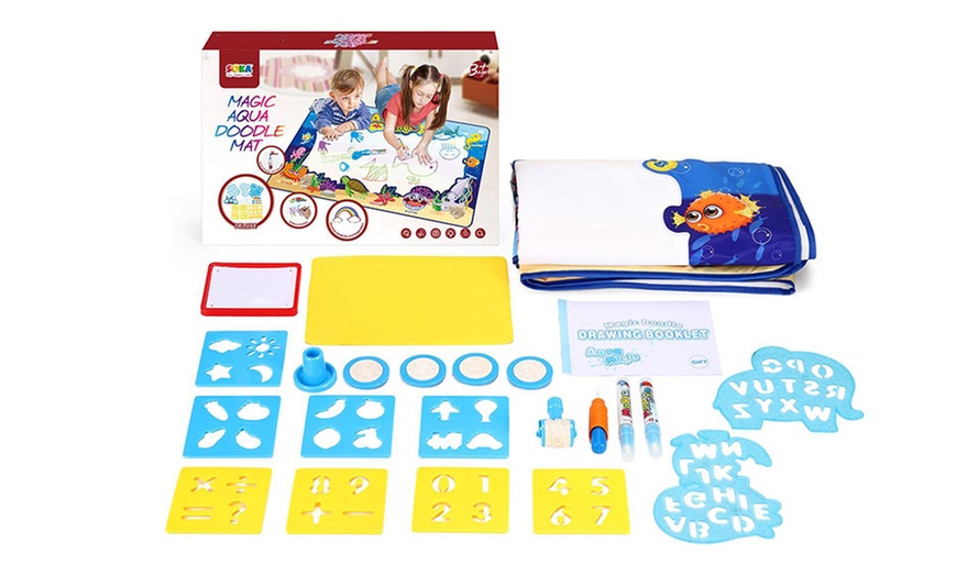 Image 2: Soka Large Aqua Doodle Drawing Mat for Kids