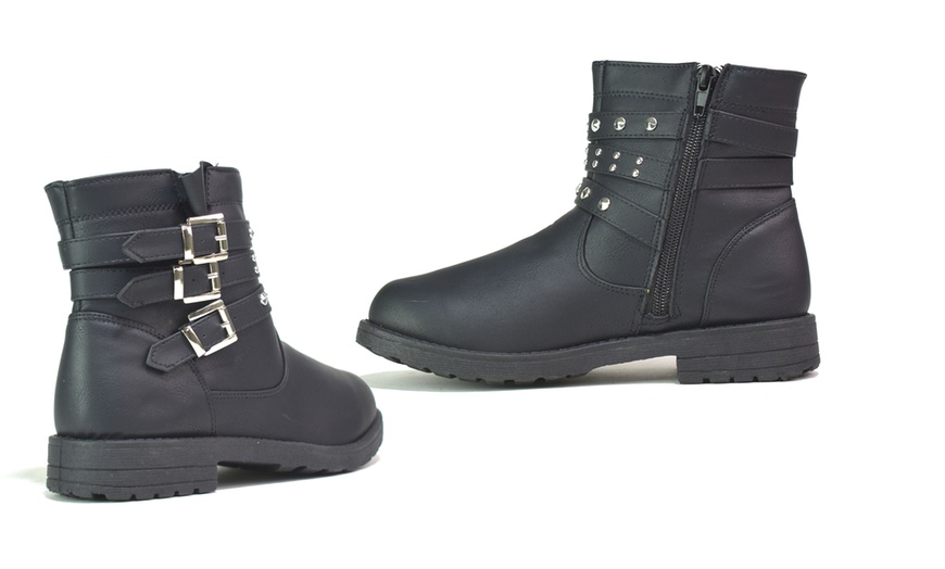 Image 6: Girl's Stud Buckle Ankle Low-Heel Boots