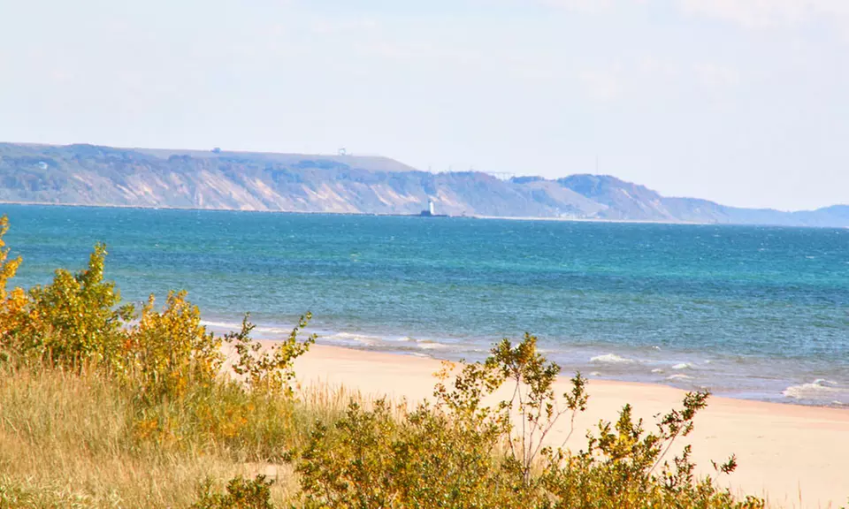 Stay with Optional Romance Package at Candlelite Inn Bed & Breakfast in Ludington, MI; Dates into September - Primary Image