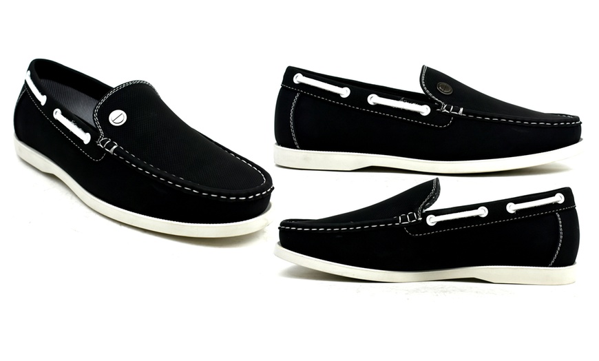 Image 3: Men's Slip-On Boat Shoes