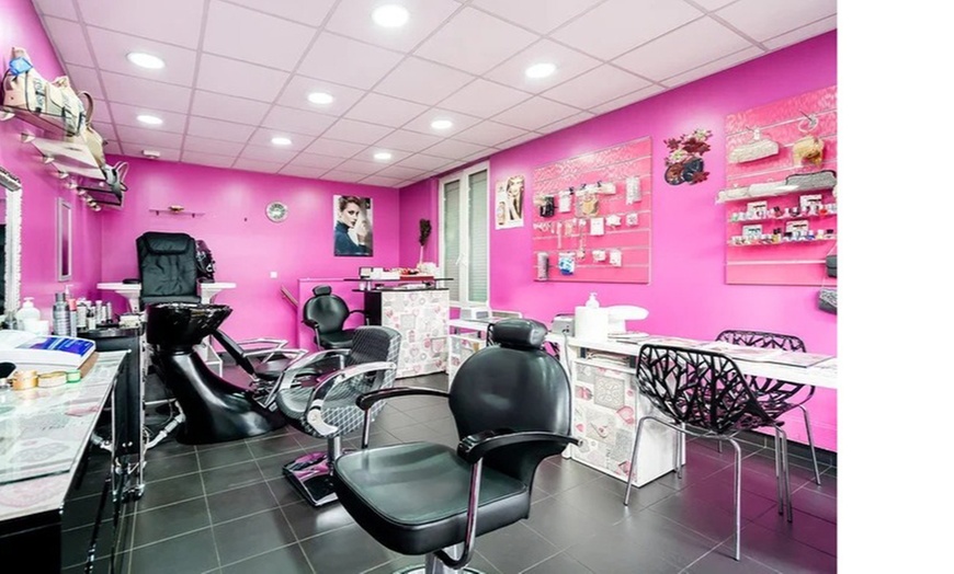 Image 3: Jusqu'à 35% de remise sur Manucure-pédicure chez ANMOL BEAUTE - Montreuil