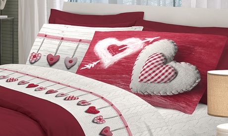 Completo lenzuola Cuori Appesi disponibile in 3 misure e 5 colori