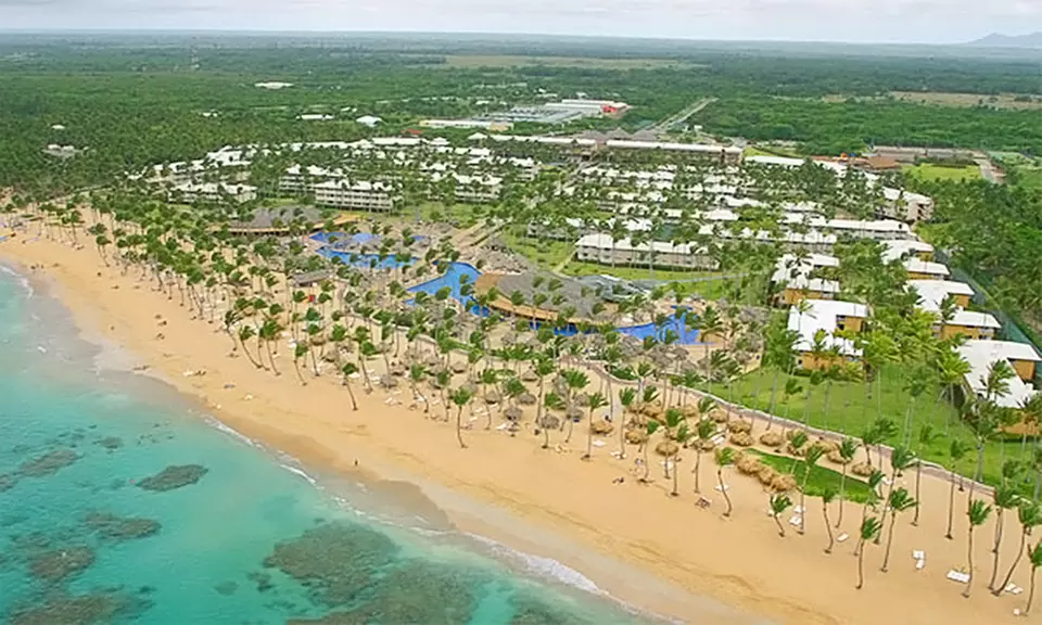 ✈ 4-Night Sirenis Cocotal Beach Resort Stay with Airfare. Price/Person Based on Double Occupancy (Buy 1 Groupon/Person) - Primary Image