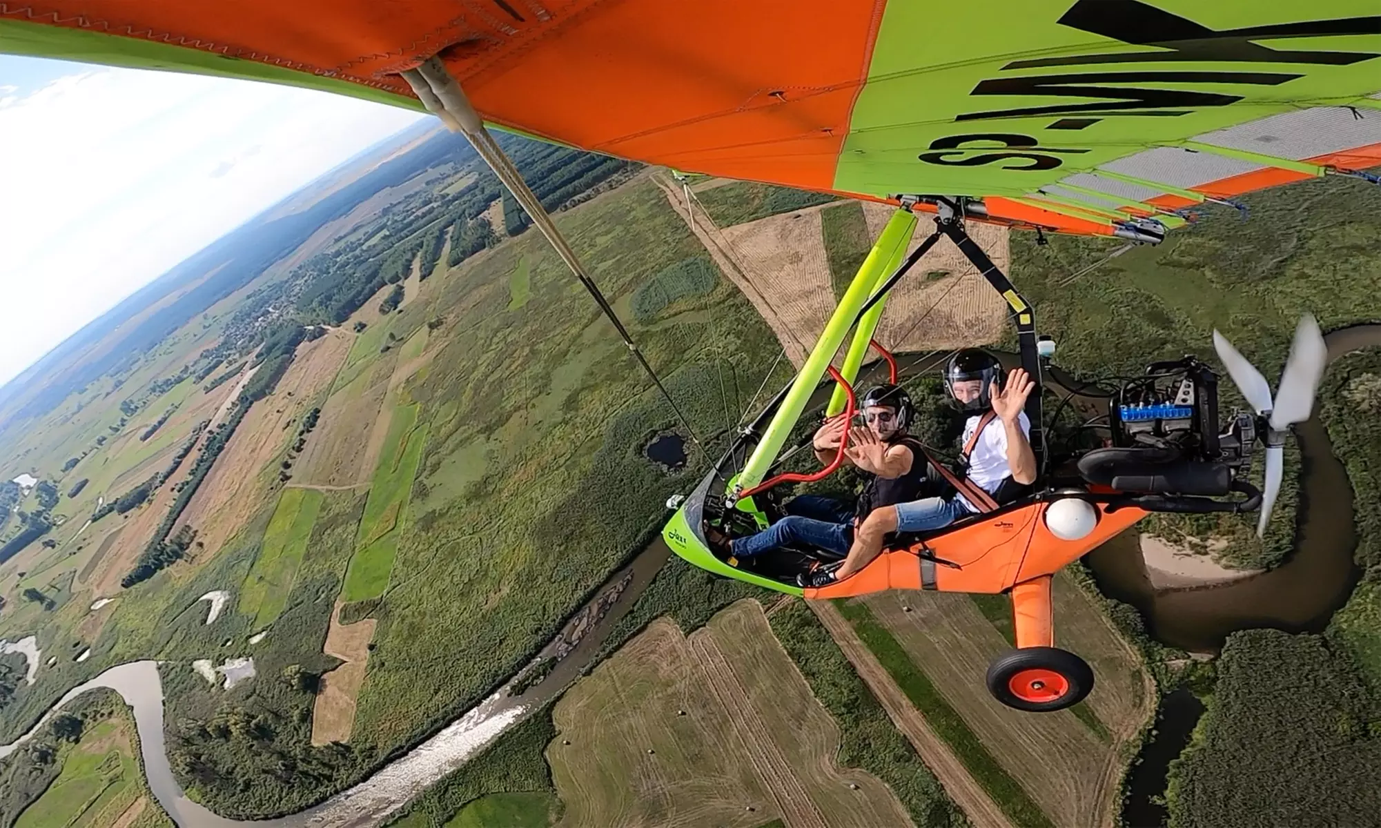 Do 16% zniżki na Paralotniarstwo/lotniarstwo aktywność/doświadczenie) w Loty Motolotnią - Primary Image