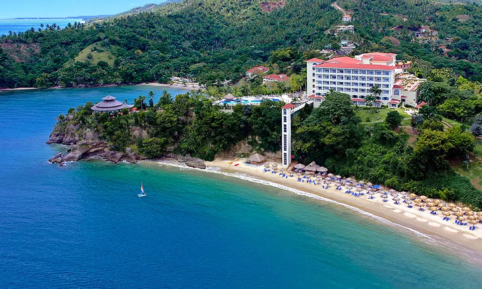 ✈ Grand Bahia Principe Cayacoa Stay w/Air, Taxes & Fees. Price per Person Based on Dbl. Occupancy (Buy 1 Groupon/Person) - Primary Image