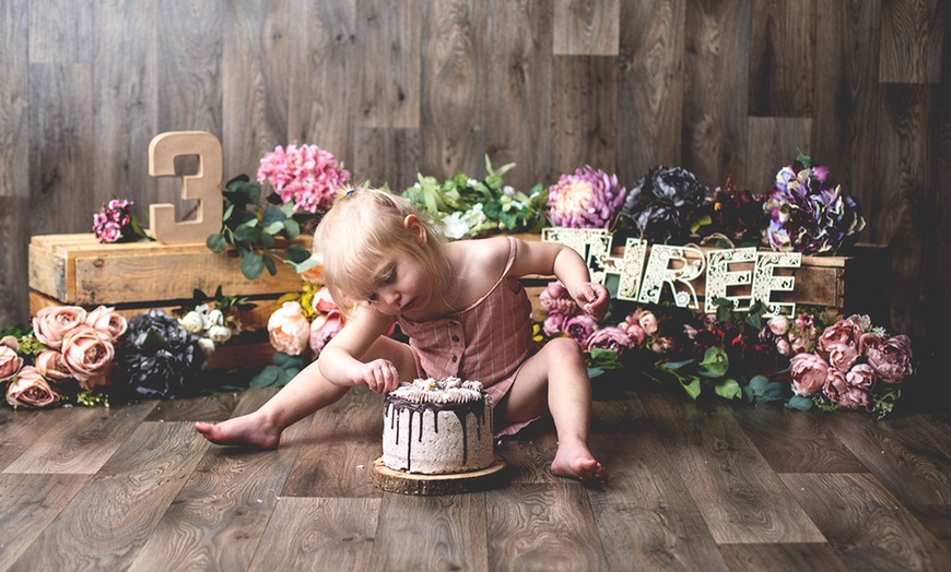 Image 4: Up to 95% Off on Studio Photography at KM Photography