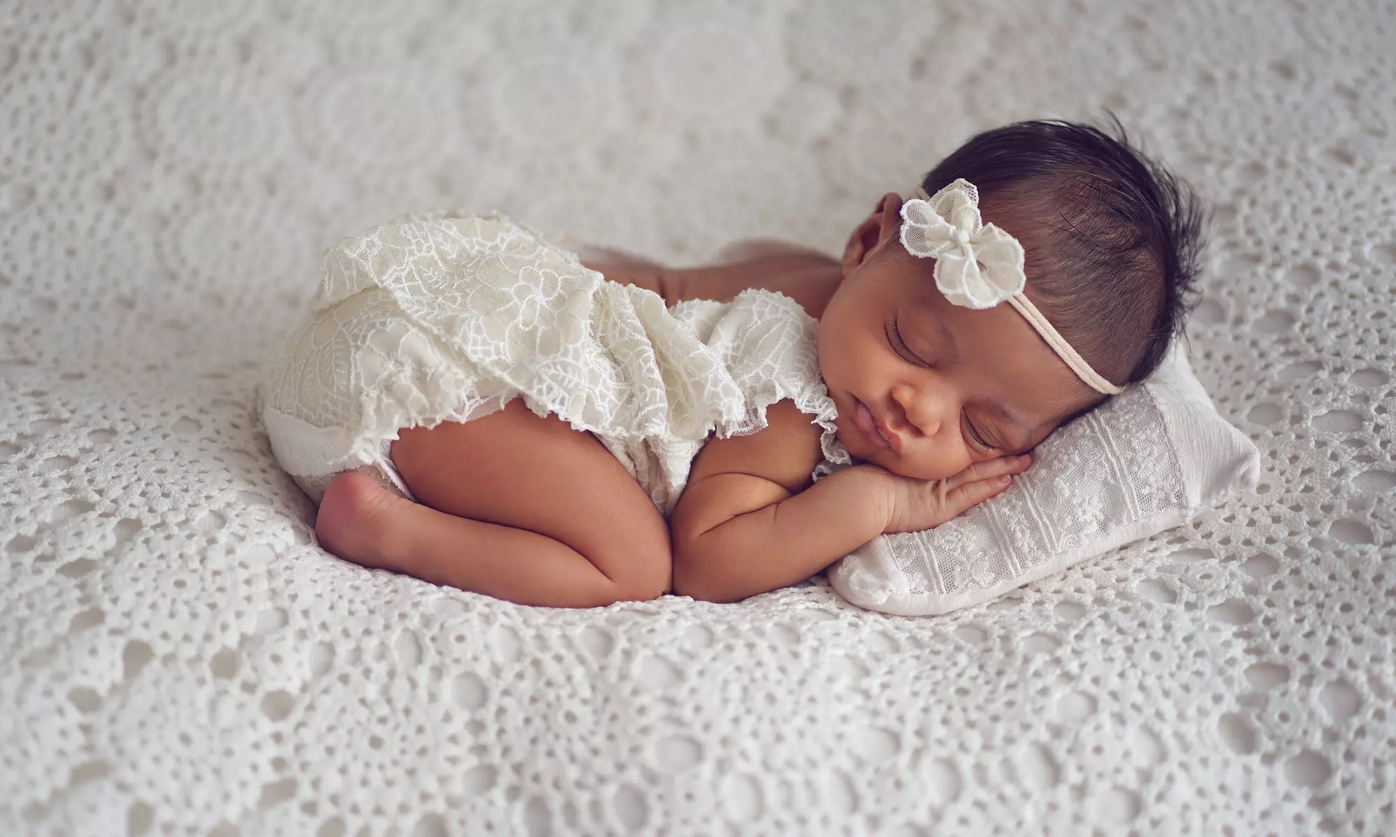 Intieme en professionele newborn fotoshoot