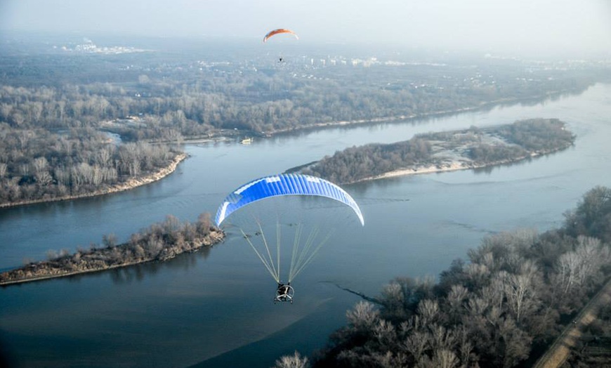 Image 12: Lot paralotnią do 15 minut