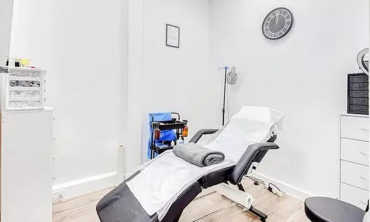 Up to 80% Off on Laser Hair Removal at Nasim Beauty Clinic