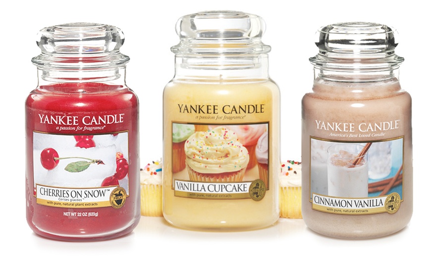 Image 2: Yankee Large Jar Candles