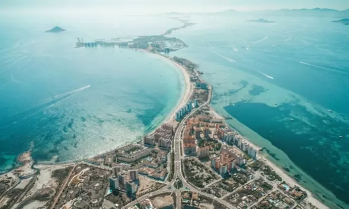 Ruta e-bike por Cabo de Palos y La Manga con fotos, brindis y snack