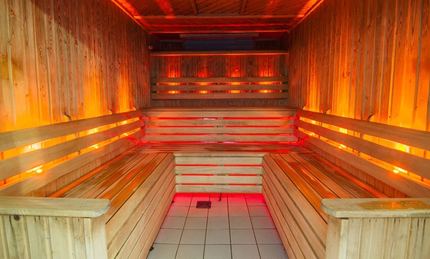 Image 3: Premium Spa Package Experience with Bannatynes