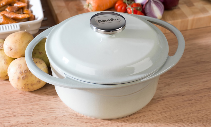 Image 3: Berndes Casserole Dish with Lid