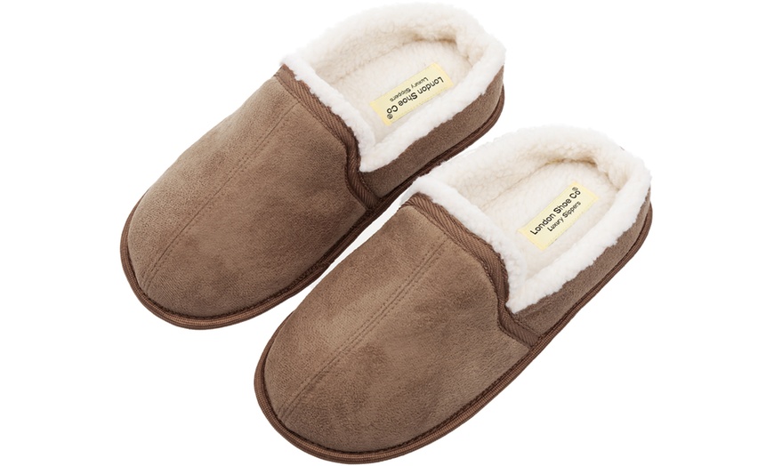 Image 2: Men's Warm Winter Slippers
