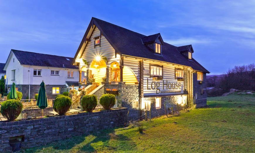 Image 1: Ambleside: Standard Double Room with Breakfast