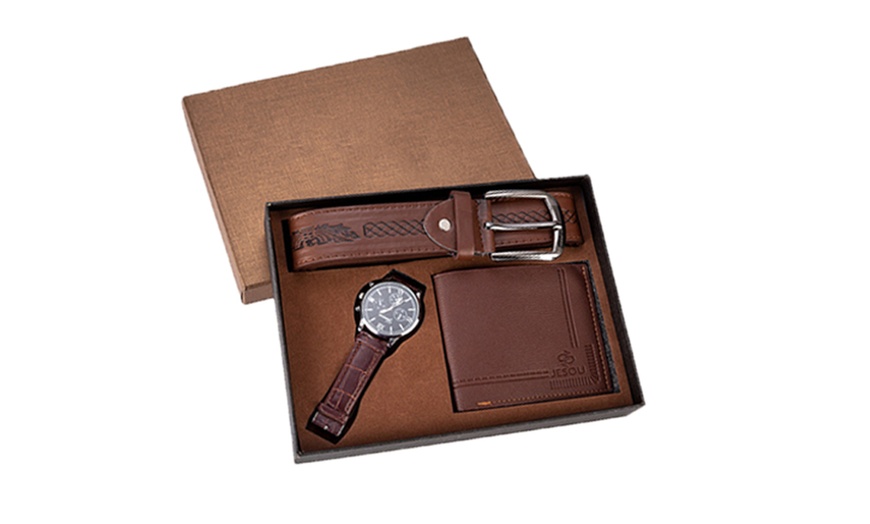 Image 4: Men's Watch, Belt and Wallet Boxed Gift Set