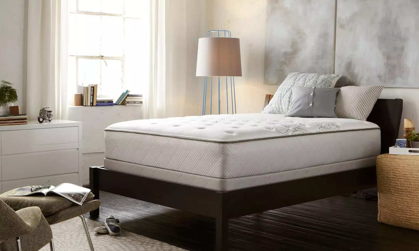 Posturepedic Encore Ultraplush Mattress & 1500 TC Sheet Set at Liquidation Pros - Primary Image