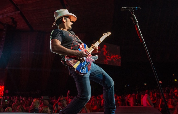 $20 Concert Tix: Brad Paisley - Brad Paisley | Groupon