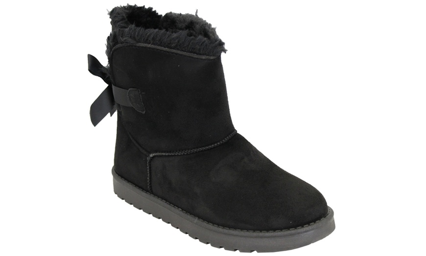 Image 2: Bow Back Faux Fur Snow Boots