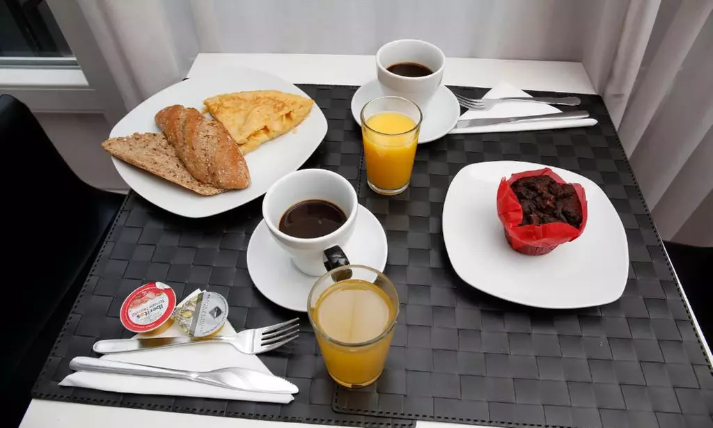 Madrid: standaard, deluxe of tweepersoonskamer met uitzicht op de stad