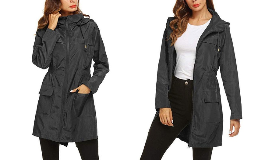 Image 3: Women's Lightweight Raincoat