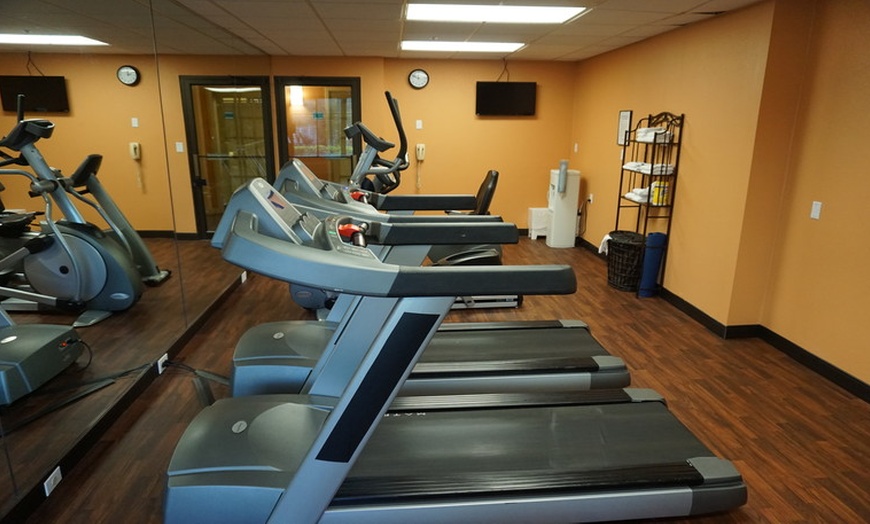 Image 25: Family-Friendly Stay Minutes from Disney and Orlando Parks