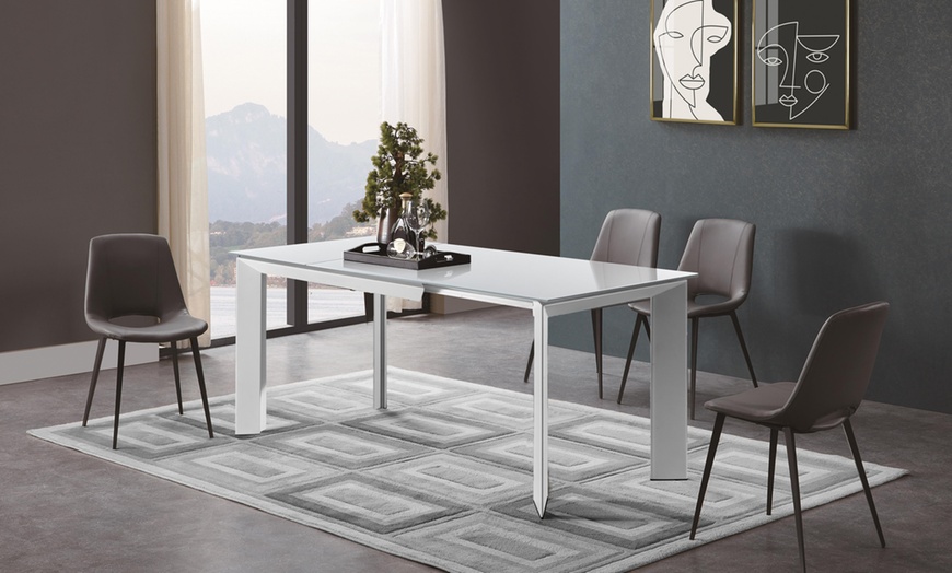 Image 22: Uitschuifbare tafel, verschillende modellen