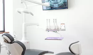 Higiene bucal con opción a retenedor de ortodoncia en 1 o 2 arcadas, o férula de descarga para 1; ahorra al 83%