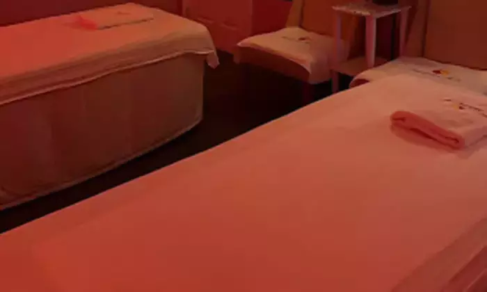 Enjoy One 60, or 90-Min Swedish Massage with Hot Stones! 