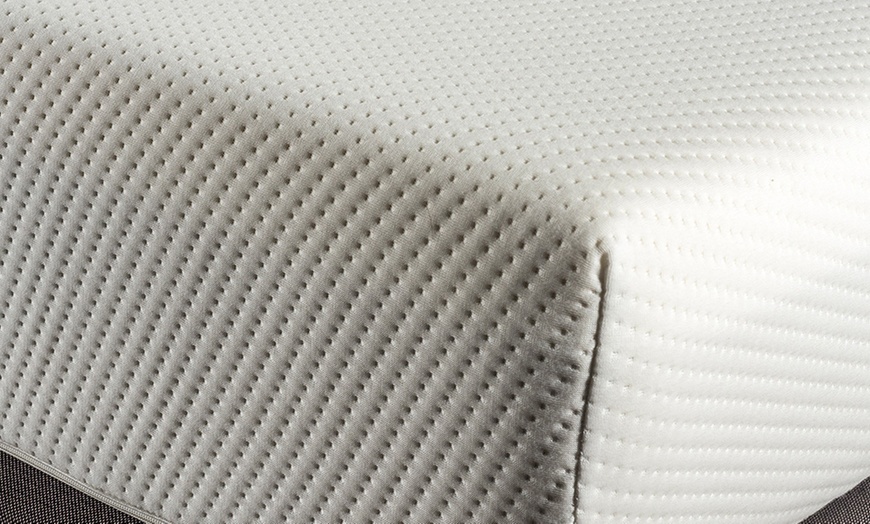 Image 2: Matelas sensitive