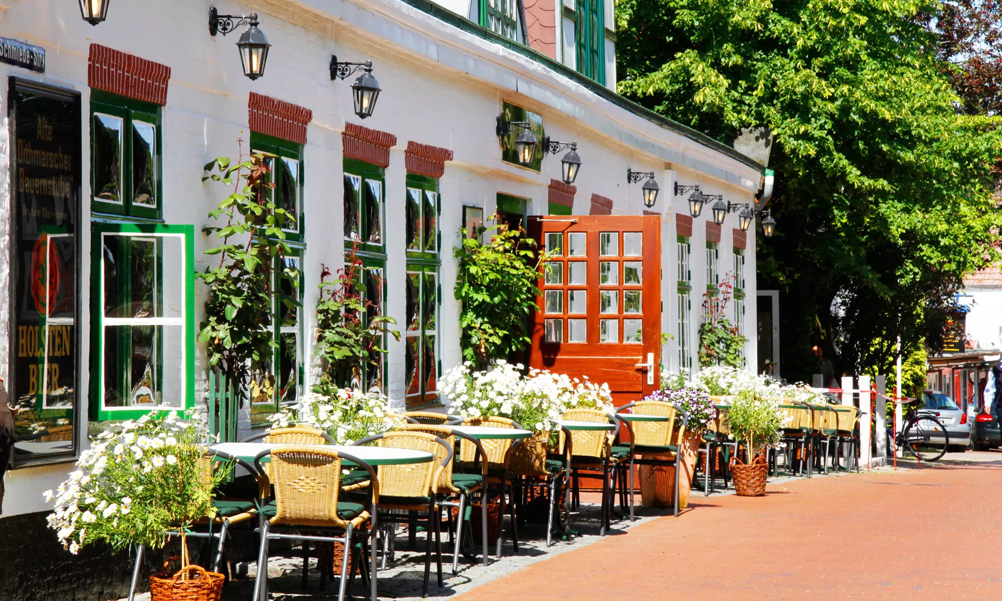 Büsum: 2-7 Nächte für Zwei inkl. Halbpension im neu renovierten Hotel Zur alten Post und Eintritt ins Erlebnisbad/Sauna - Primary Image