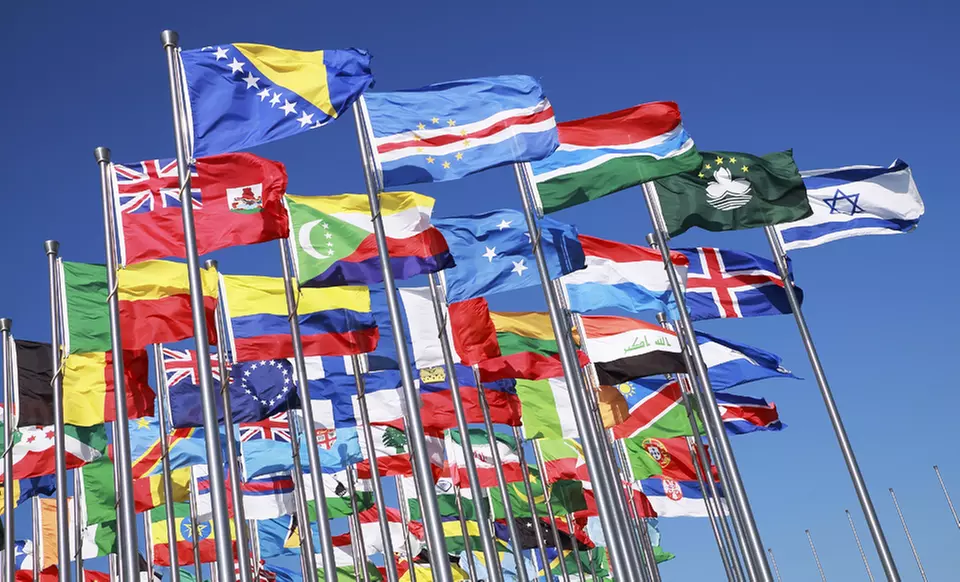 Learn 18 Languages with AI Tutor - Primary Image