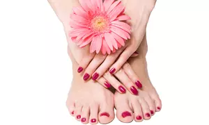 Beauté des mains et/ou des pieds avec pose de semi-permanent avec By Lélène (jusqu'à 65% de remise)