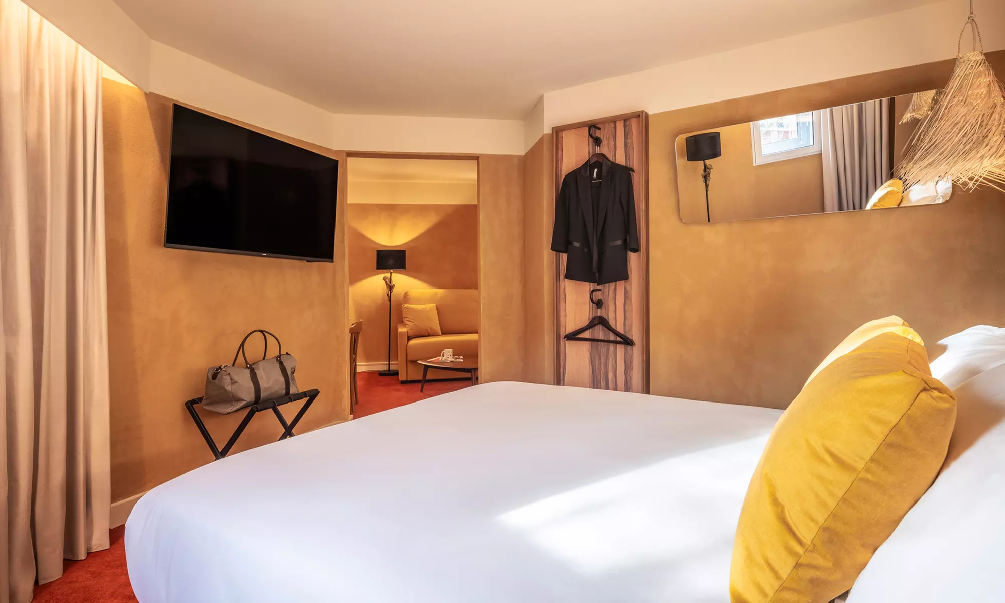 Paris: Doppelzimmer mit optionalem Frühstück und Pizza